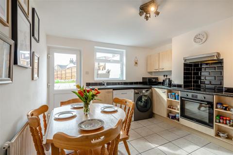 3 bedroom terraced house for sale, Tonbridge Road, Maidstone