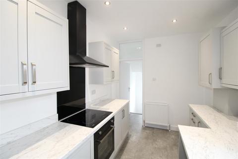 3 bedroom apartment to rent - Bosworth Gardens, North Heaton, Newcastle Upon Tyne