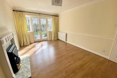 2 bedroom property for sale, Green Meadows, Kendal Road, Macclesfield