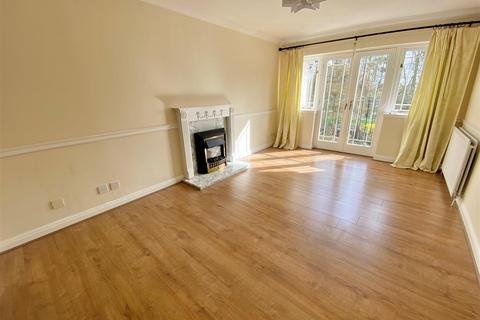 2 bedroom property for sale, Green Meadows, Kendal Road, Macclesfield
