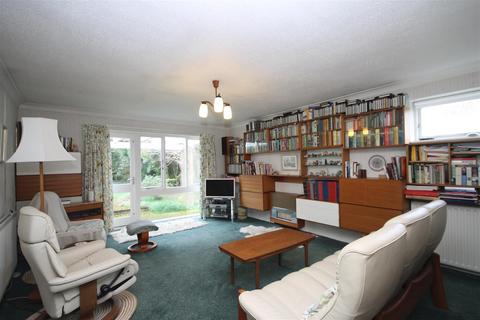 3 bedroom detached bungalow for sale - Longmeadows, Darras Hall, Ponteland, Newcastle Upon Tyne