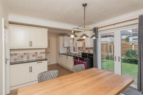 3 bedroom semi-detached house for sale - Kirkdale Mount, Lower Wortley, Leeds