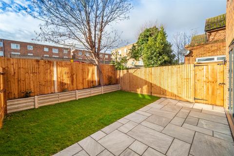 3 bedroom end of terrace house for sale - Beulah Road, Sutton