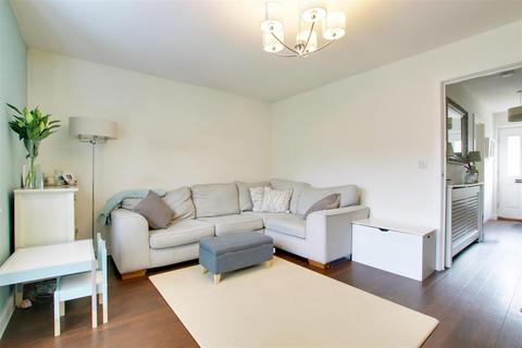 3 bedroom end of terrace house for sale - Aldermere Avenue, Cheshunt