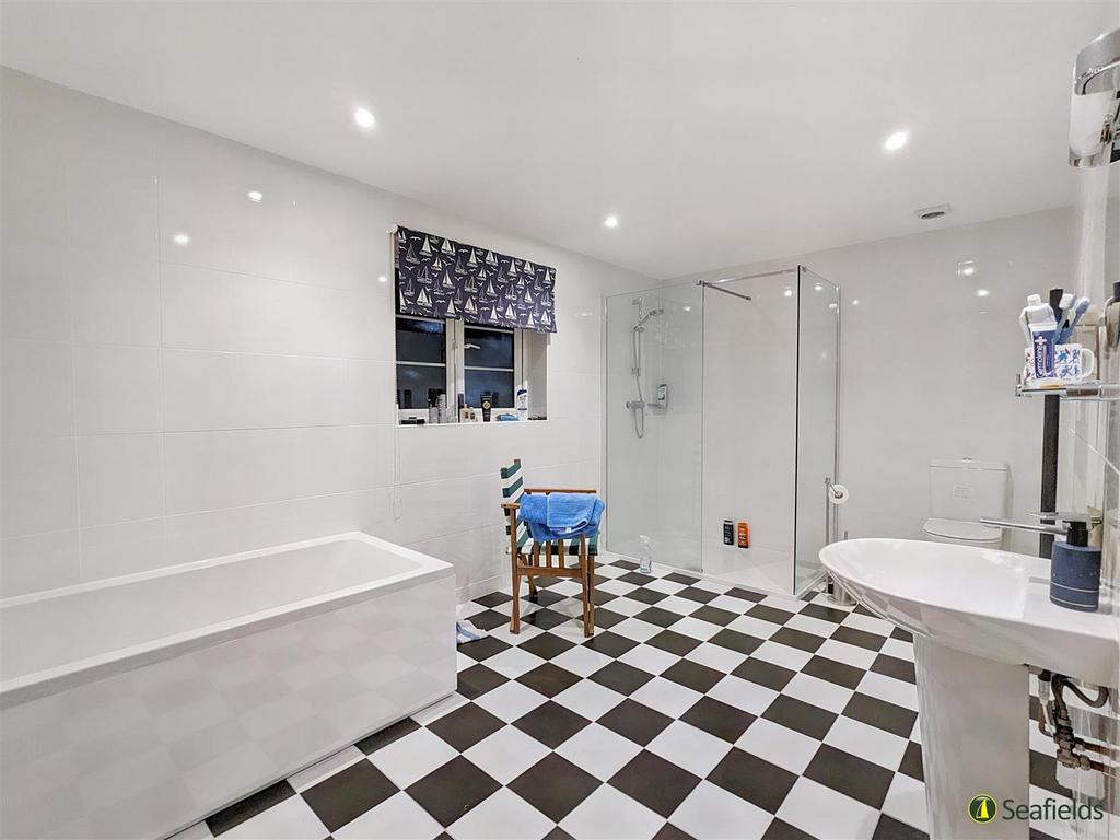 Ensuite 1