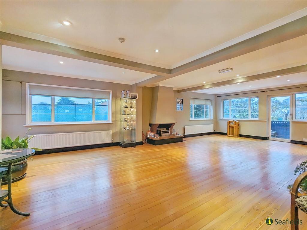 Reception Fitness Room