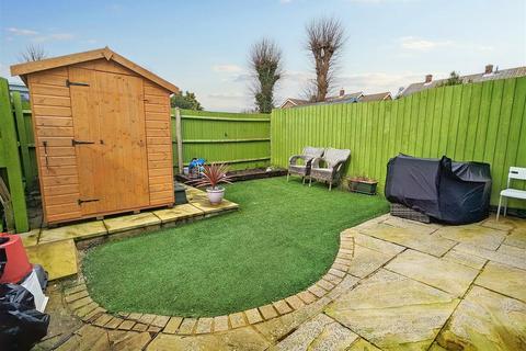 3 bedroom semi-detached house for sale, Long Orchard, Ryde, PO33 1FH