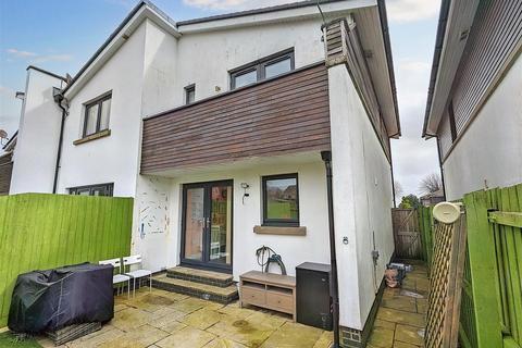 3 bedroom semi-detached house for sale, Long Orchard, Ryde, PO33 1FH