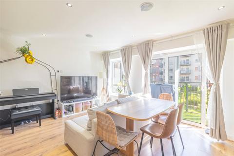 2 bedroom apartment for sale, East Drive, Beaufort Park, Colindale, NW9