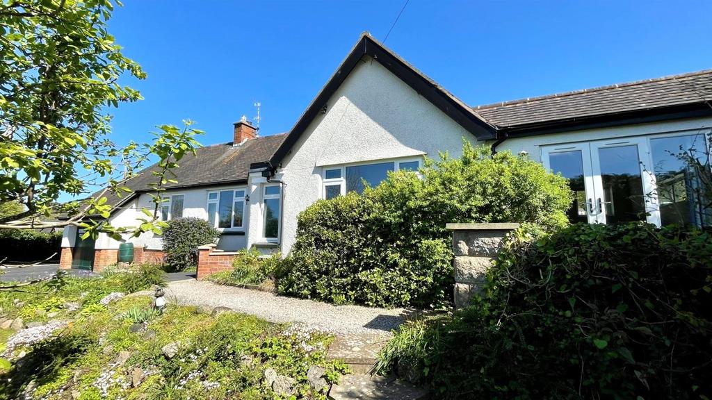 Queens Road, Llandudno 4 bed detached bungalow for sale £675,000