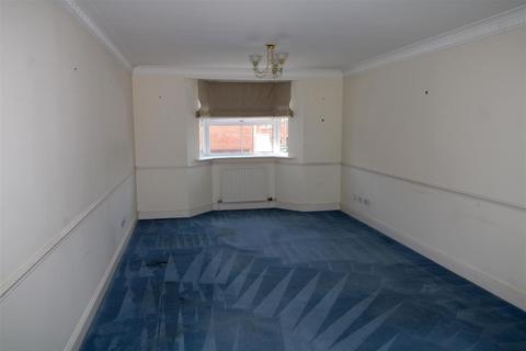 2 bedroom apartment for sale, The Causeway, Seaford