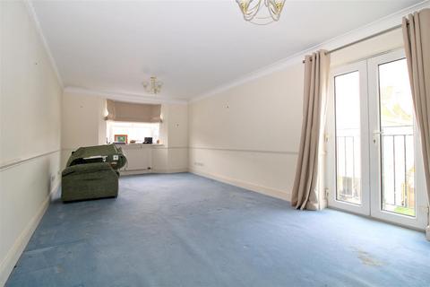 2 bedroom apartment for sale, The Causeway, Seaford