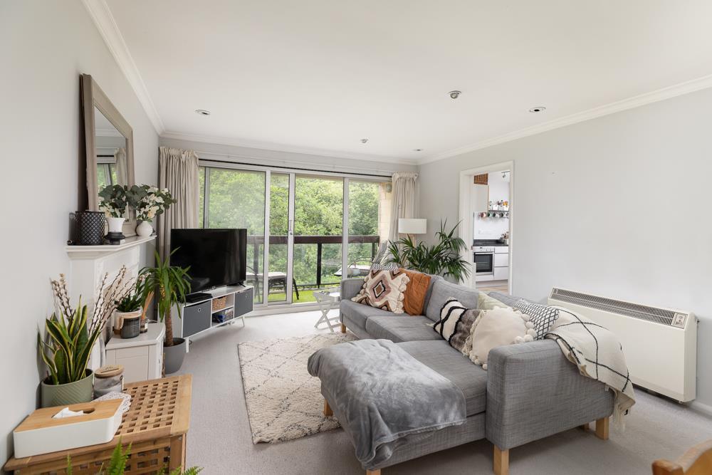33 Pitman Court-6.jpg