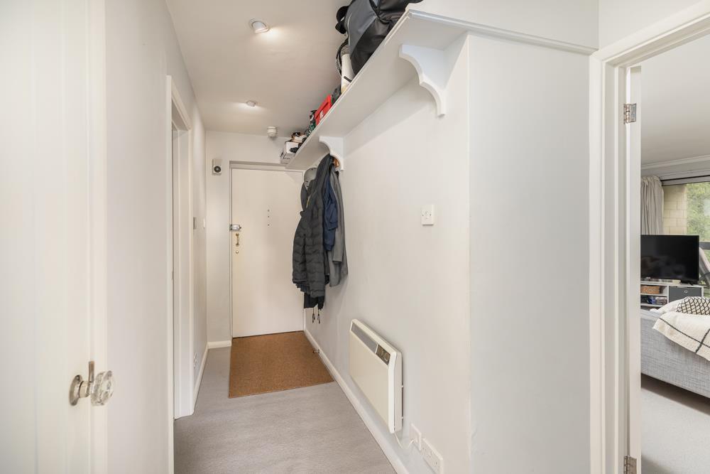 33 Pitman Court-2.jpg