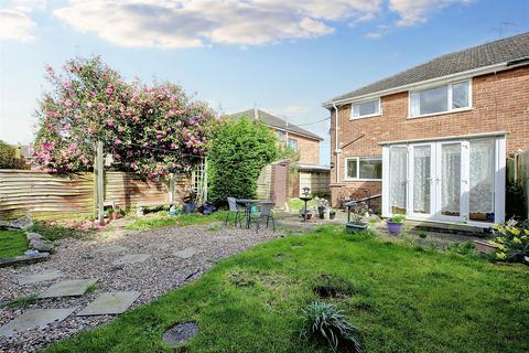 3 bedroom semi-detached house for sale, Dovedale Avenue, Long Eaton