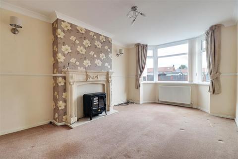 3 bedroom semi-detached house for sale, Ulverston Road, Hull