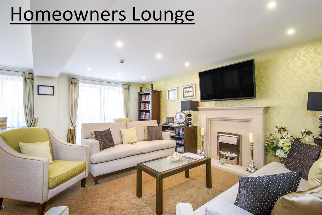 Homeowners Lounge