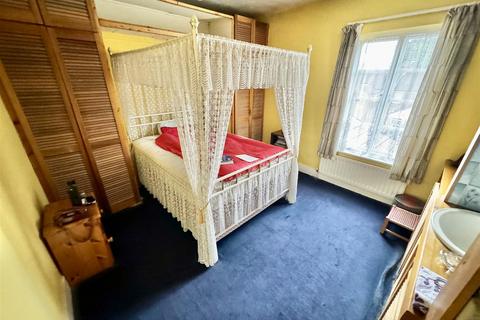 65 Malvern Road, Luton, LU1 1LG
