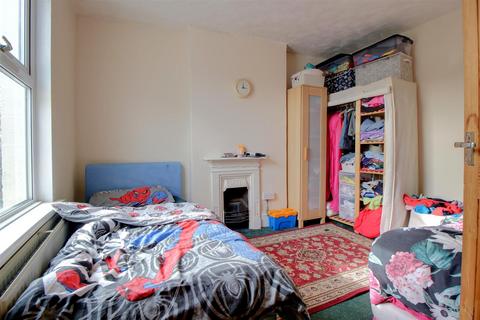 35 Widden Street, Gloucester, GL1 4AN