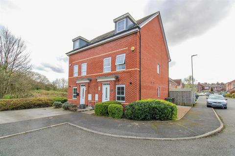 3 bedroom semi-detached house for sale - Balne Mill Grove, Wakefield WF2
