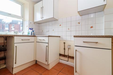 2 bedroom terraced house for sale, Portland Street, Wakefield WF1