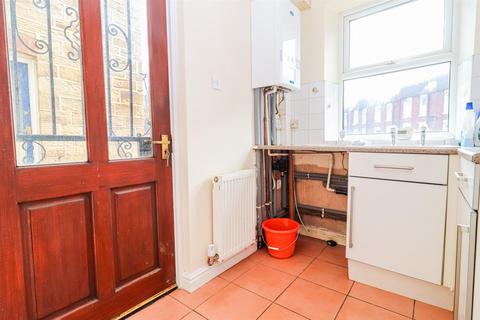 2 bedroom terraced house for sale, Portland Street, Wakefield WF1