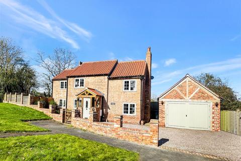 3 bedroom detached house for sale, Oxton Road, Southwell