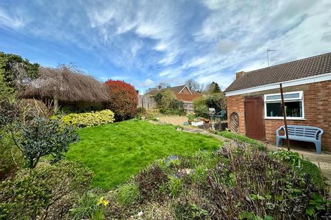 67 Lockwood Close, Northampton, NN2 7SS