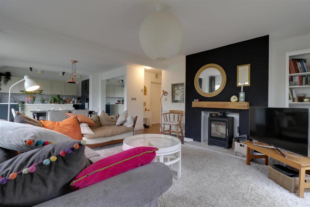 Sandbach Road North, Alsager 2 bed detached bungalow for sale £359,950