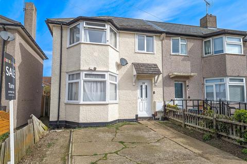3 bedroom end of terrace house for sale, SURREY AVENUE, Leigh-On-Sea