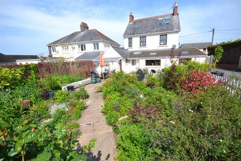 4 bedroom detached house for sale, Spring Gardens, Whitland