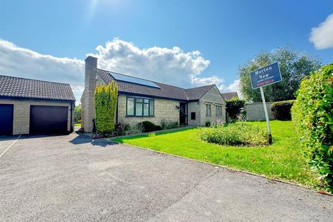 3 bedroom detached bungalow for sale, Ham Meadow, Marnhull, Sturminster Newton