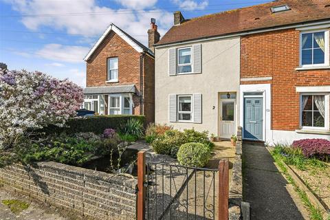 3 bedroom semi-detached house for sale - Shopwhyke Road, Chichester