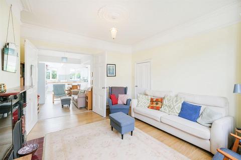 4 bedroom terraced house for sale, Clavering Road, Aldersbrook