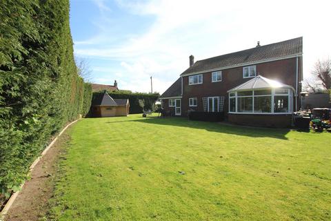 4 bedroom detached house for sale, Main Street, Patrington Haven