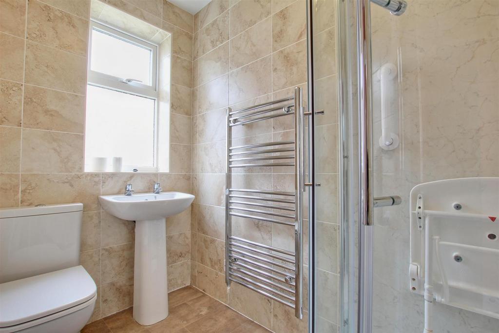 Shower room/w.c.