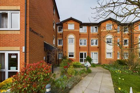 1 bedroom retirement property for sale, 76 Brighton Road, Coulsdon CR5