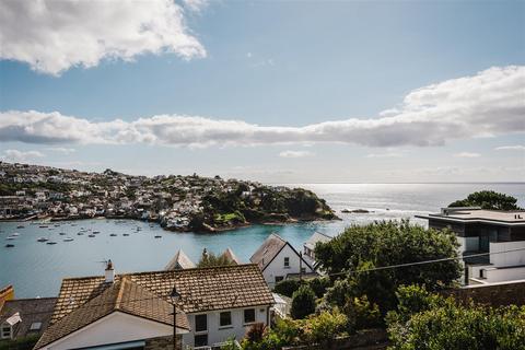 5 bedroom detached house for sale, St Fimbarrus Road, Fowey
