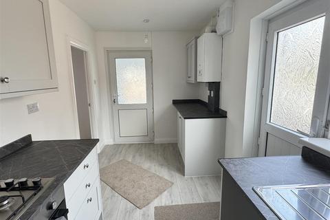 10 Ash Grove, Par, PL24 2HE