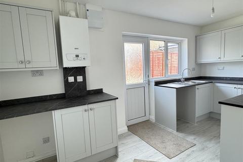 10 Ash Grove, Par, PL24 2HE