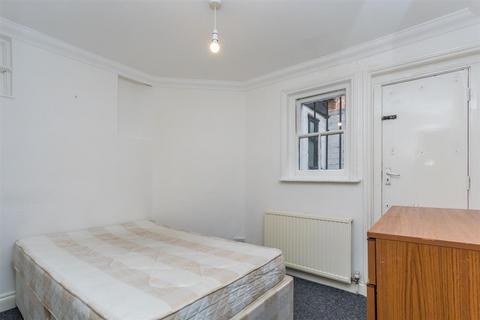 5 bedroom terraced house to rent, George Street, Brighton