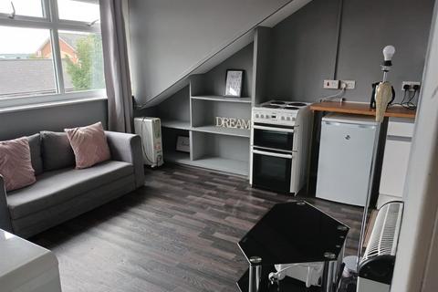 1 bedroom flat to rent - Flat 3 - 12 Nowell View, Harehills, Leeds