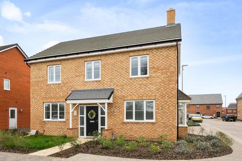 4 bedroom detached house for sale, Augustus Meadow, Shefford, SG17