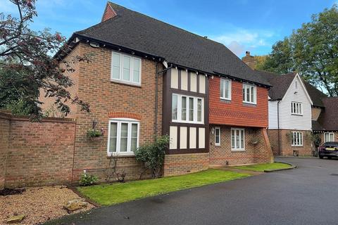 4 bedroom detached house for sale, Busbridge Close, East Malling, West Malling