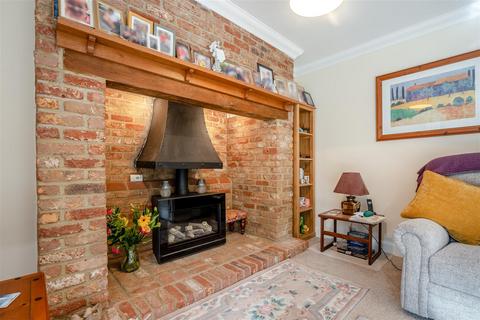 6 Busbridge Close, East Malling, West Malling, ME19 6BD