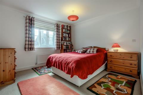 6 Busbridge Close, East Malling, West Malling, ME19 6BD