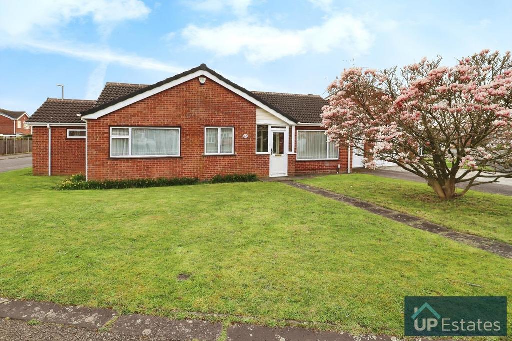 Garth Crescent, Binley, Coventry 3 bed detached bungalow for sale £