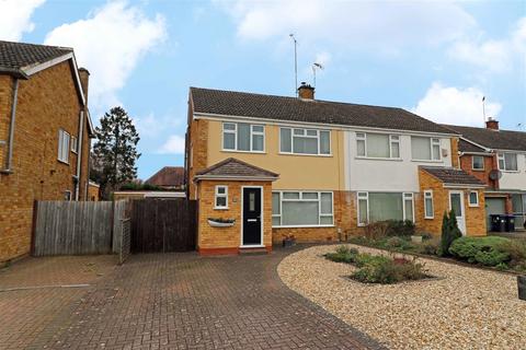 3 bedroom semi-detached house for sale - Foxes Way, Warwick