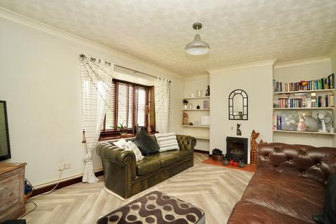 2 bedroom detached bungalow for sale, Inhams Way, Grafham, Huntingdon, PE28