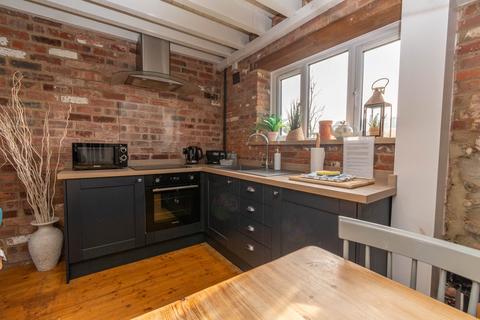 2 bedroom barn conversion for sale, Swaffham Road, Toftrees, NR21